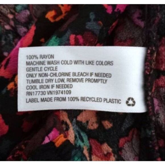 WILD FABLE ORANGE, PINK, & BLACK RUFFLE LONG SLEEVE CROP TOP SZ.XS EUC. - Picture 6 of 6